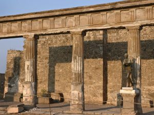 rebuilding of Pompeii