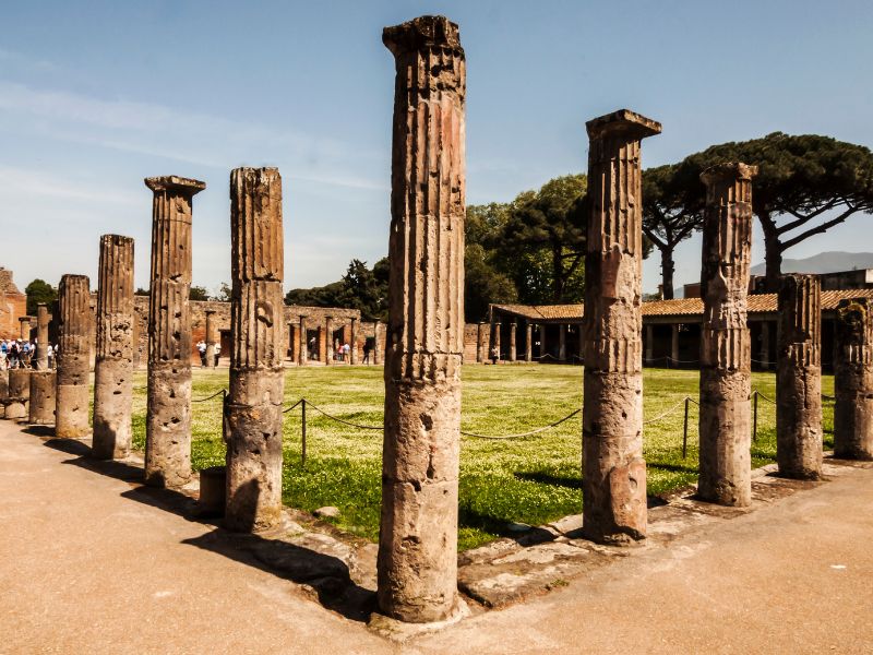 Politics in Pompeii